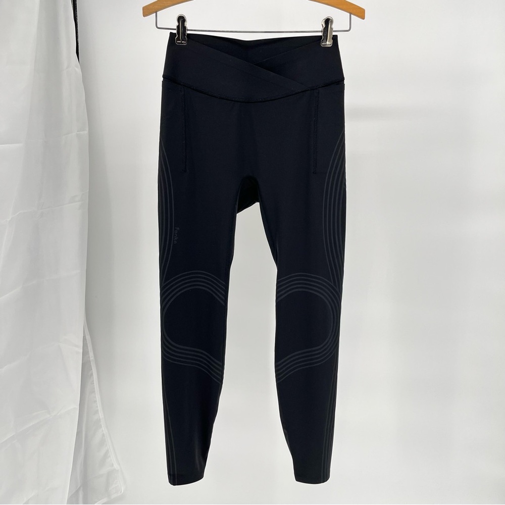Fanka Women’s High Waisted Black Compression Leggings Size L Sculpting Workout